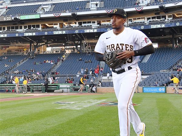 Ke'Bryan Hayes' all-around night with glove, bat propels Pirates for 6th  win in 7 games