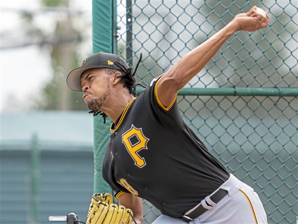 Pirates call up Angel Perdomo, Yerry De Los Santos