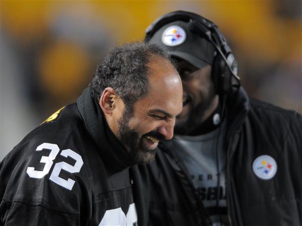 Steelers honor Franco Harris, cap emotional night with storybook