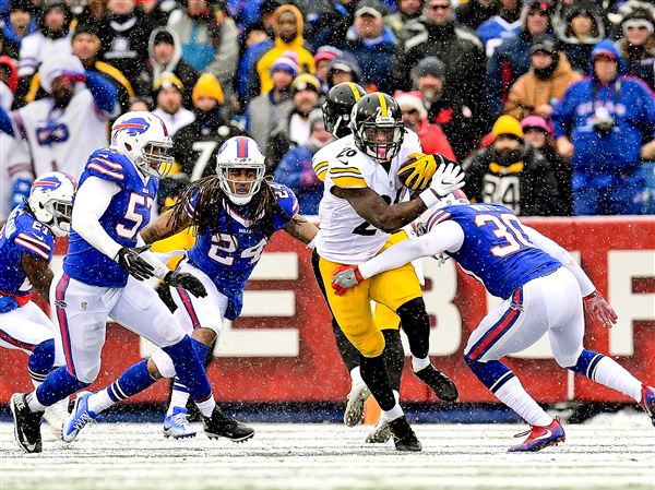 Steelers fans incensed by controversial roughing the passer call