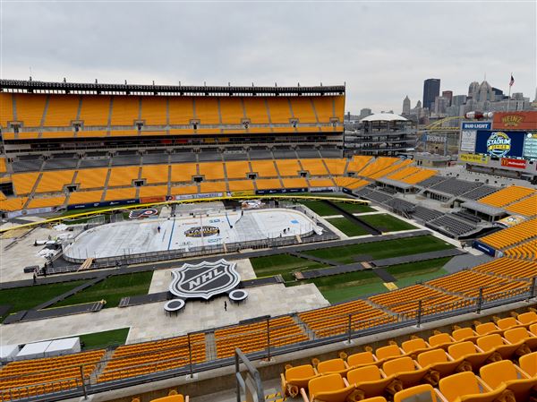 Stadium Series: They let real, live penguins on the ice at Heinz