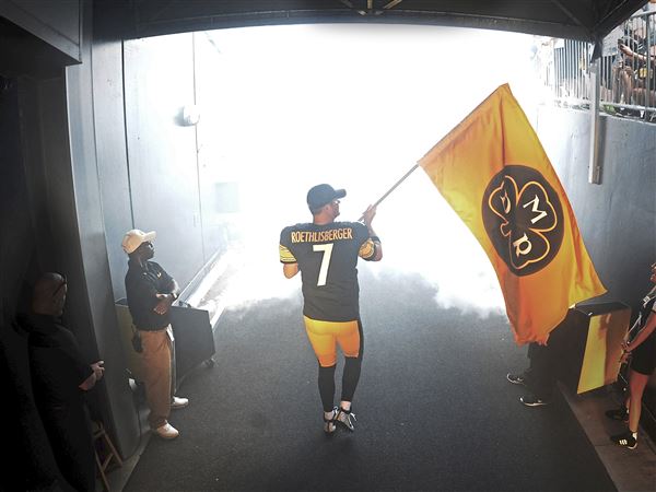 Ben Roethlisberger explains the Dan Rooney flag, talks 'Casino Night