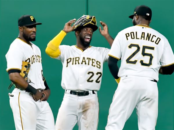 MLB trade rumors: Pirates, Giants have recently discussed Andrew McCutchen  - MLB Daily Dish