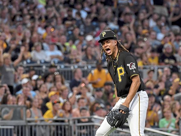 Chris Archer struggles with location in Pirates debut, but Adam Frazier  gets go-ahead run in eighth to beat Cardinals 7-6