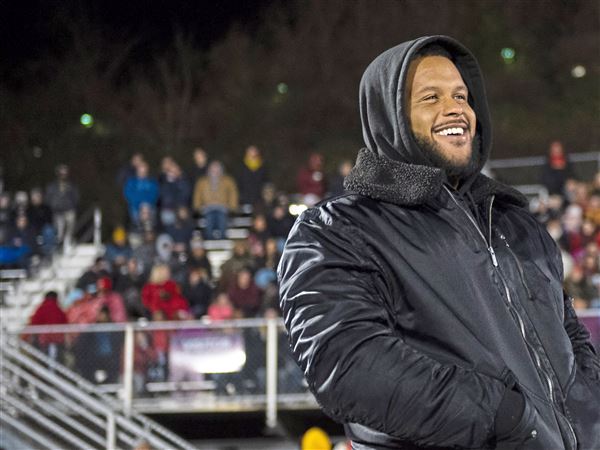 I love L.A. but Pittsburgh just is home.' Aaron Donald flaunts