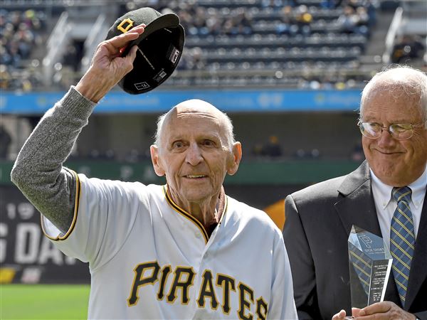 Pirates welcome Kent Tekulve, Elroy Face, Bob Friend, and Dick Groat into  team hall of fame - CBS Pittsburgh