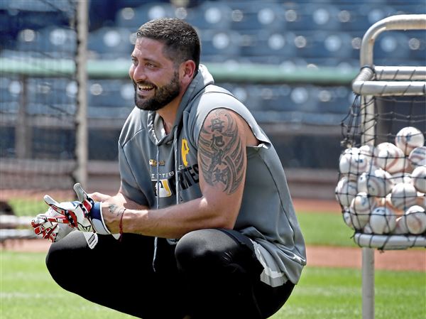 Bucs' Cervelli says he wants to catch