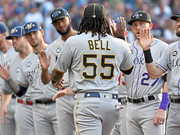 Pirates' Josh Bell puts on a show for his mom in win over