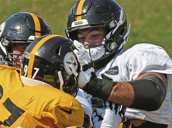 Cam Heyward says he didn't know about Alejandro Villanueva's plans