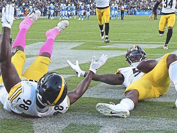 Devin Bush starring, Devlin Hodges cruising and other Steelers vs. Chargers  halftime takeaways 