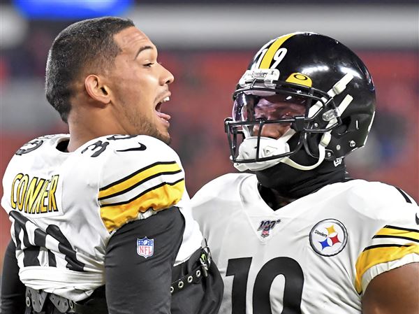 Who is James Conner, and why is he leading the NFL in rookie jersey sales?  