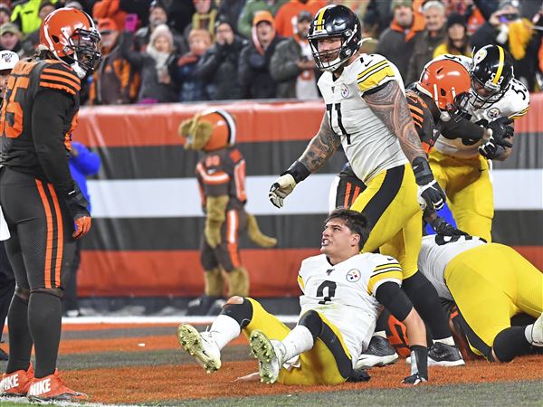 Browns-Steelers Trade Barbs Through T-Shirts After Myles Garrett Brawl