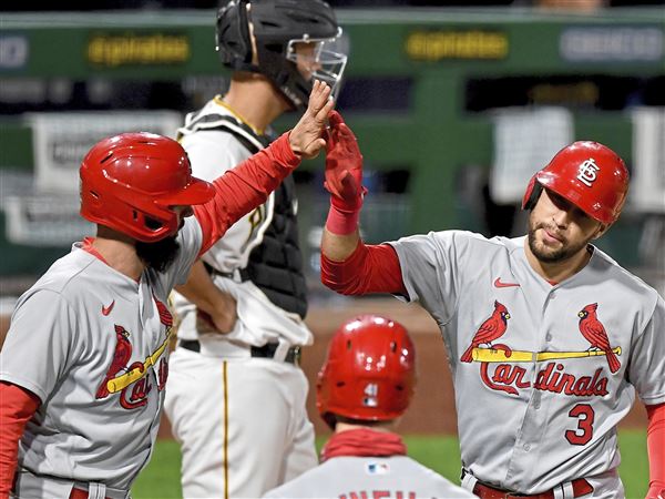 Photo: Cardinals Dylan Carlson Singles in Pittsburgh