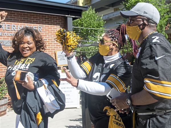 Fandemic Not Pandemic On The North Shore For Steelers Gameday Pittsburgh Post Gazette