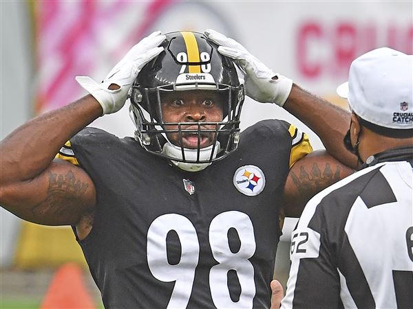 Matt Feiler, Mike Hilton sign restricted free agent tenders with Steelers