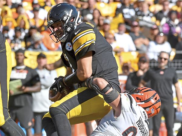 PFF grades: Why the Steelers' pass blocking may be getting scapegoated for  offensive woes