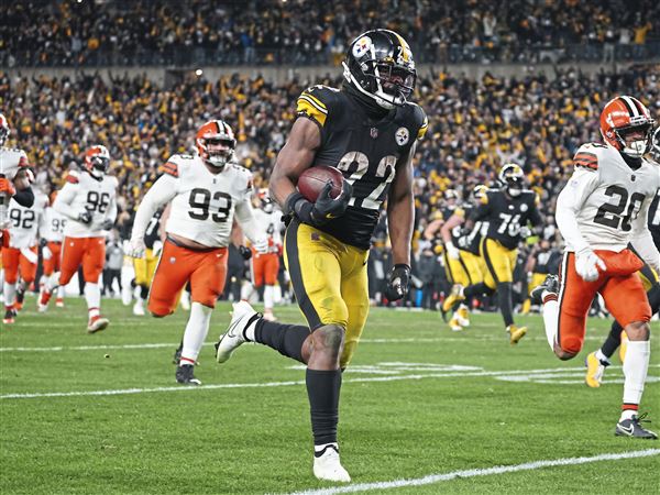 Najee Harris Continues Stellar Start to Rookie Season