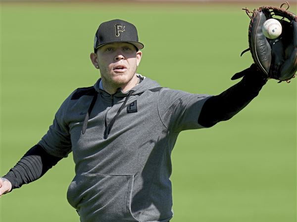 Pirates catcher Michael Perez back wearing the clothes of a big-league  player