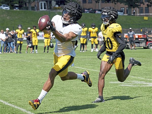 Steelers WR Gunner Olszewski offers Chase Claypool unique postgame  celebration