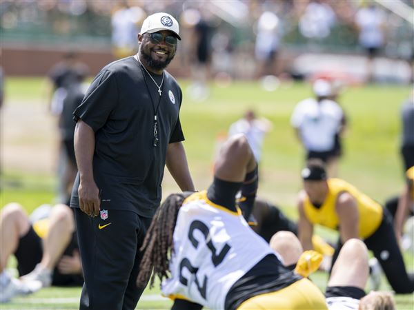 Mike Tomlin still mum on starting QB as Steelers add LB, lineman