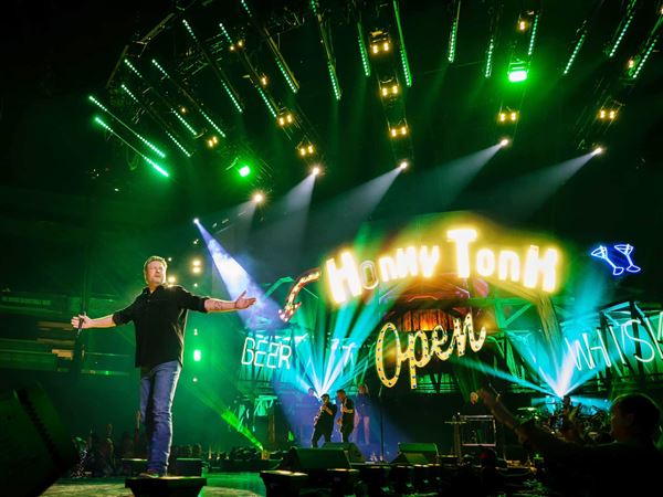 Remember When Luke Bryan Rocked the Super Bowl National Anthem?