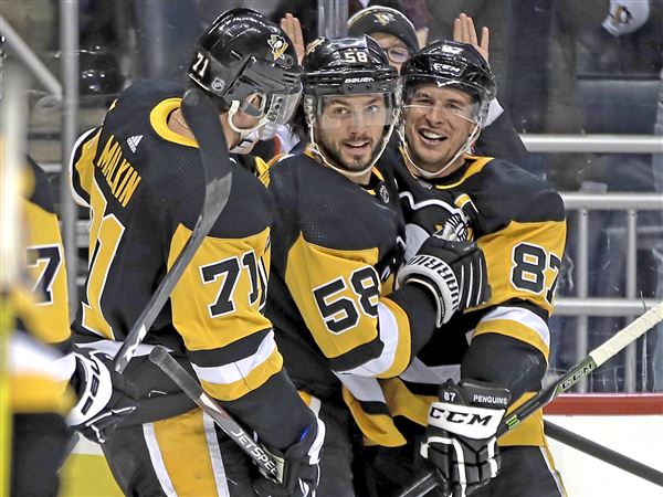 Pittsburgh Penguins Go All Out to Honor Kris Letang's 1,000th Game - The  Hockey News Pittsburgh Penguins News, Analysis and More
