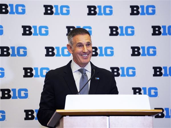 Big Ten Conference lands $7 billion, NFL-style TV contracts with Fox, NBC,  CBS