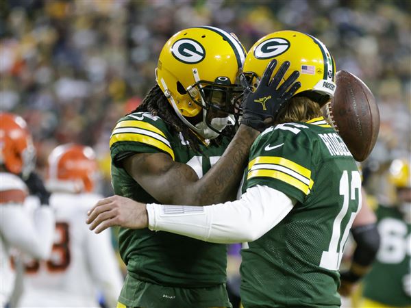 Week 18 NFL game picks: Packers lose to Lions on Sunday night; Eagles  secure NFC's No. 1 seed