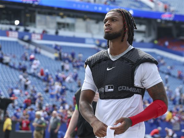 Former Pitt Star, Bills S Damar Hamlin Throws Out First Pitch at Pirates  Game - Pittsburgh Sports Now