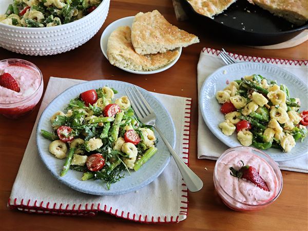 This $15 dinner for two includes no-knead homemade focaccia, tortellini salad with asparagus and strawberry mousse for dessert.