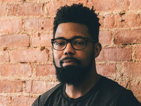 Pittsburgh Author Damon Young Wins Barnes Noble Award