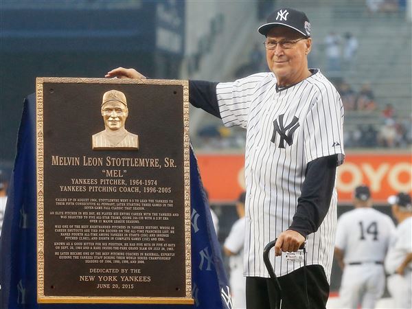 Jeter returns as Yankees honor 1998 team at Old-Timers' Day, Sports