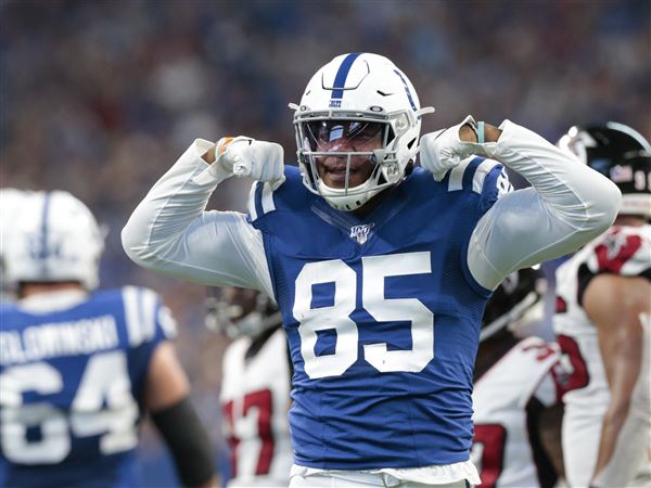 Released by Detroit Lions, Eric Ebron signs with Indianapolis Colts