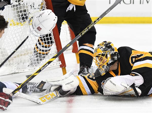 Marc-Andre Fleury with a Spectacular Goalie Save vs. Montreal