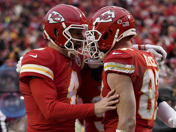 Chiefs beat Jags with hurt Mahomes, advance to AFC Championship