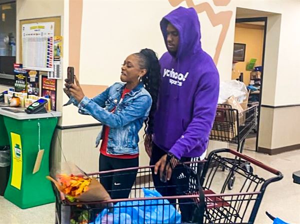 Spreading good JuJu: Steelers receiver 