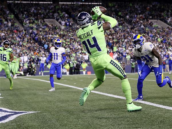 DK Metcalf, Tyler Lockett injury updates don't sound good for Seahawks