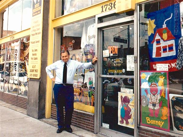 Mike Feinberg Co., a longtime party supply store in Strip District, to  close