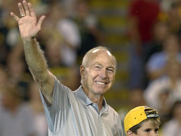 Bart Starr, Packers legend who led team to first Super Bowl titles