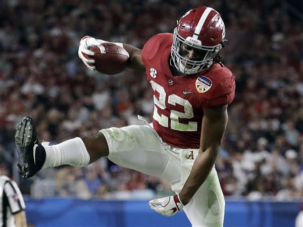 Why Najee Harris' Age, Position Might Just Matter To Steelers