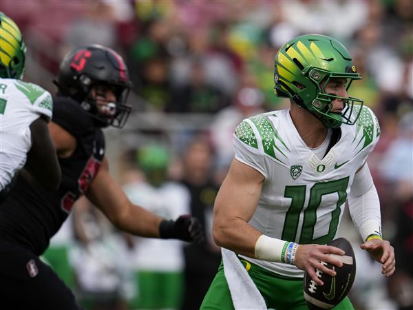 Oregon Football: Bo Nix describes weekly process of choosing uniforms