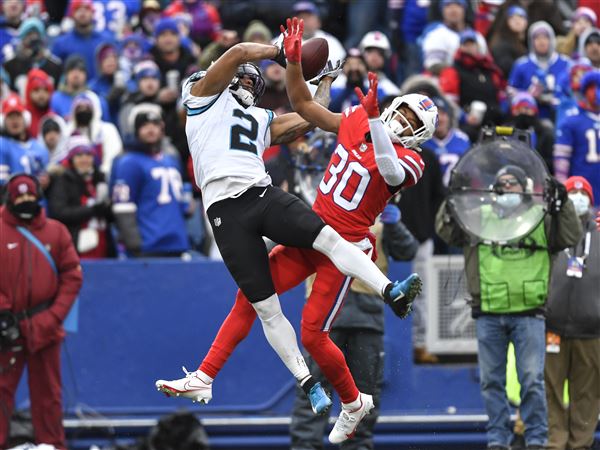 Buffalo Bills cornerback Dane Jackson (30) breaks up a pass