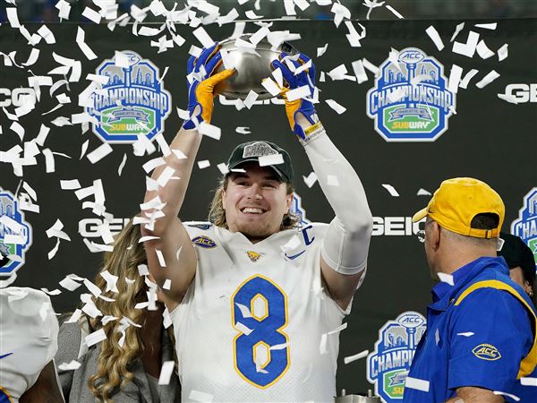 Pitt Quarterback Kenny Pickett will forgo Peach Bowl against