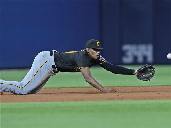 Pirates' Ke'Bryan Hayes, Mitch Keller and Andrew McCutchen honored by  Pittsburgh chapter of BBWAA