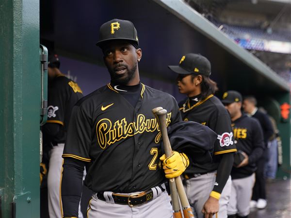McCutchen 1st Hit Of MLB Season, As NL DH, With No. 21 Patch