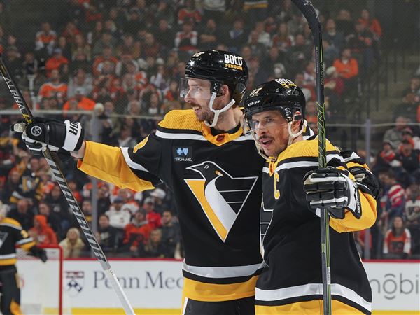 If rain delays Flyers-Penguins Stadium Series game, Pens' Sidney Crosby  wouldn't mind spending more time in Philly