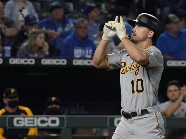 Bryan Reynolds' go-ahead homer, 04/18/2021