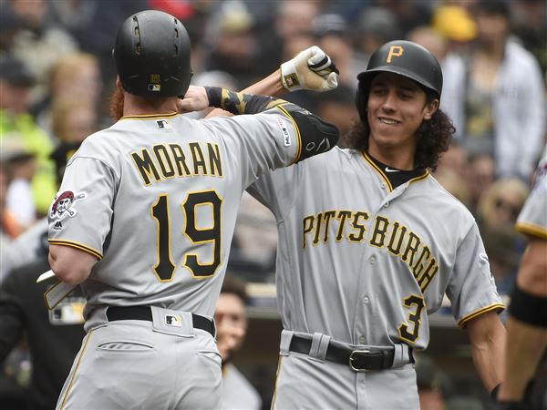 Padres start road trip with 9-4 loss to Pirates