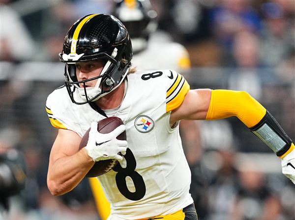 To get Kenny Pickett going, the Steelers got him moving