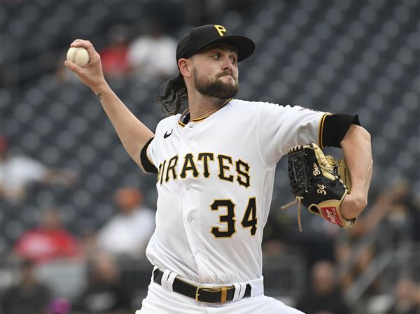 Analysis: Amid ample contract uncertainty, Bryan Reynolds continues to  produce for the Pirates